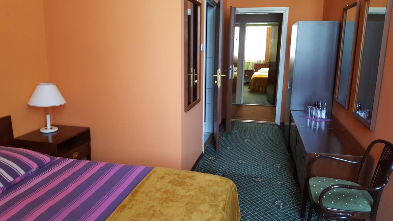 Hotel Restauracja Pustelnik Wisla Mala Dış mekan fotoğraf